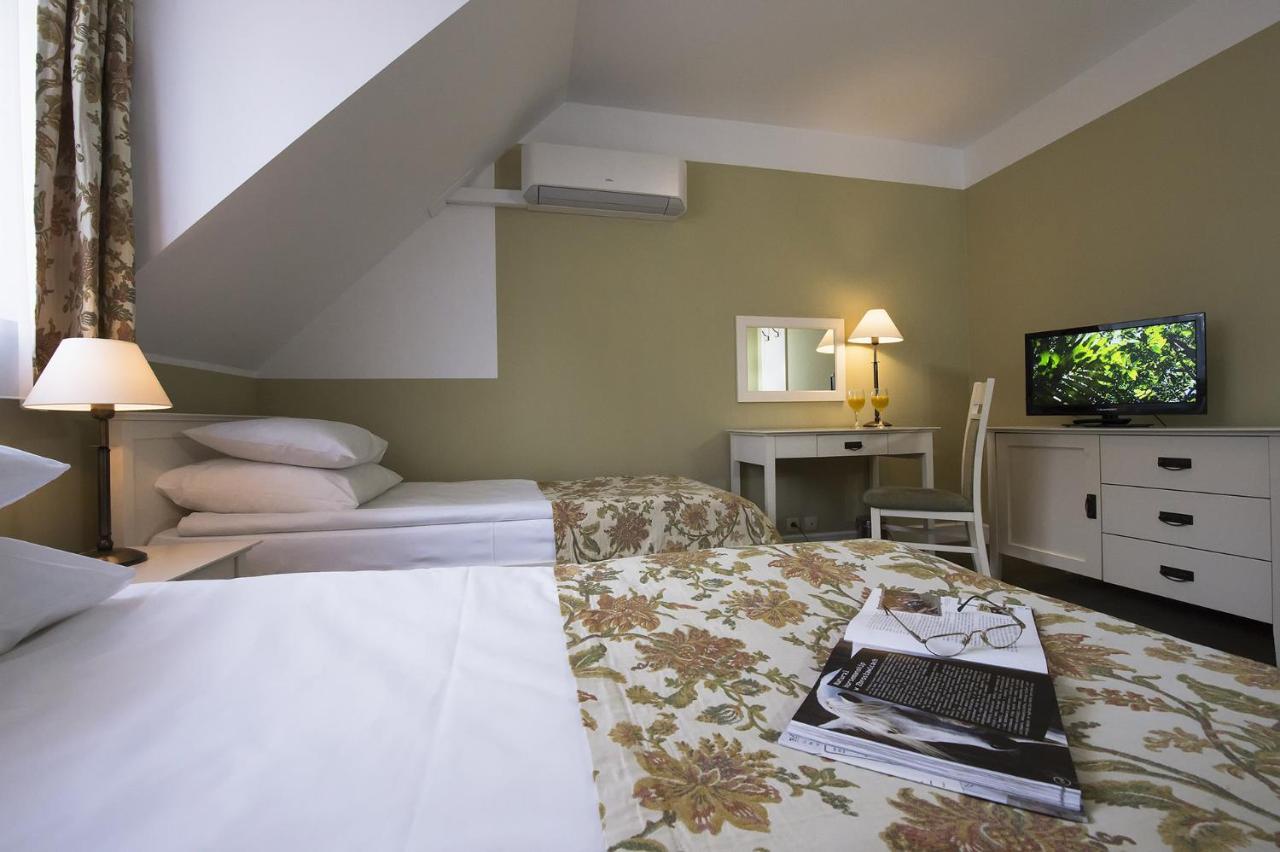 Warmia Park Hotel Olsztyn  Buitenkant foto