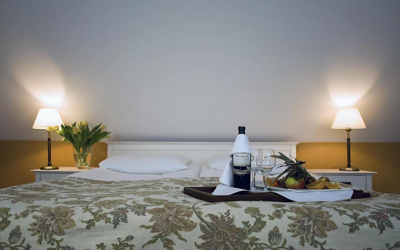 Warmia Park Hotel Olsztyn  Buitenkant foto
